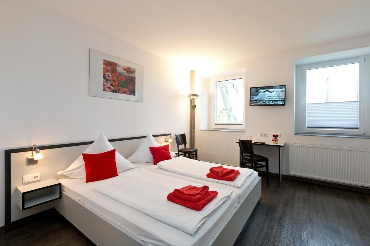 Hotel Zwischen Den Seen Waren  Exteriér fotografie