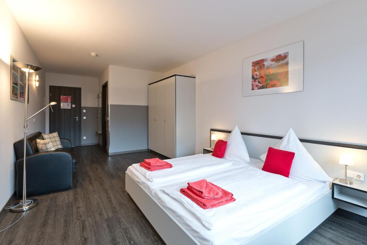 Hotel Zwischen Den Seen Waren  Exteriér fotografie
