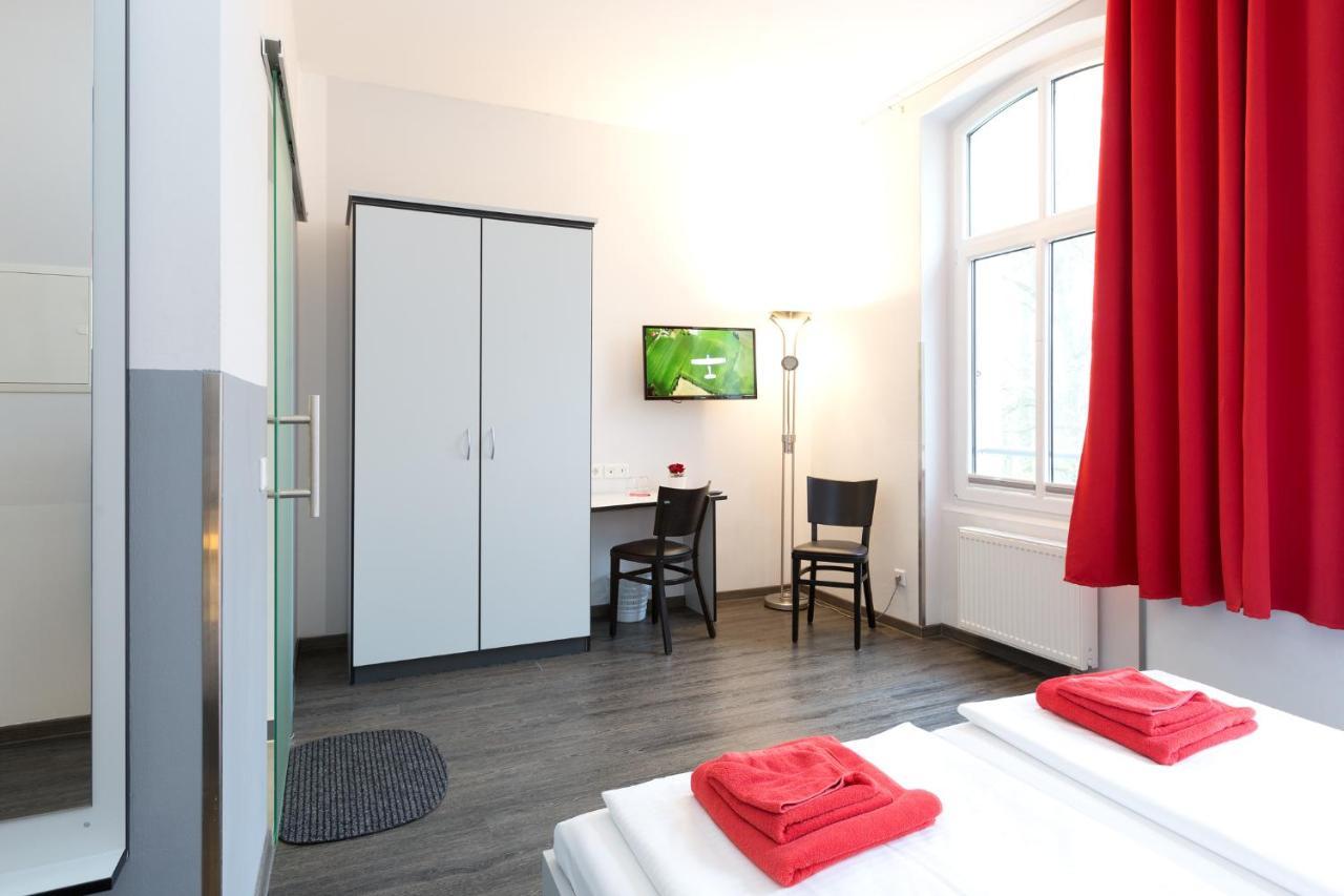 Hotel Zwischen Den Seen Waren  Exteriér fotografie