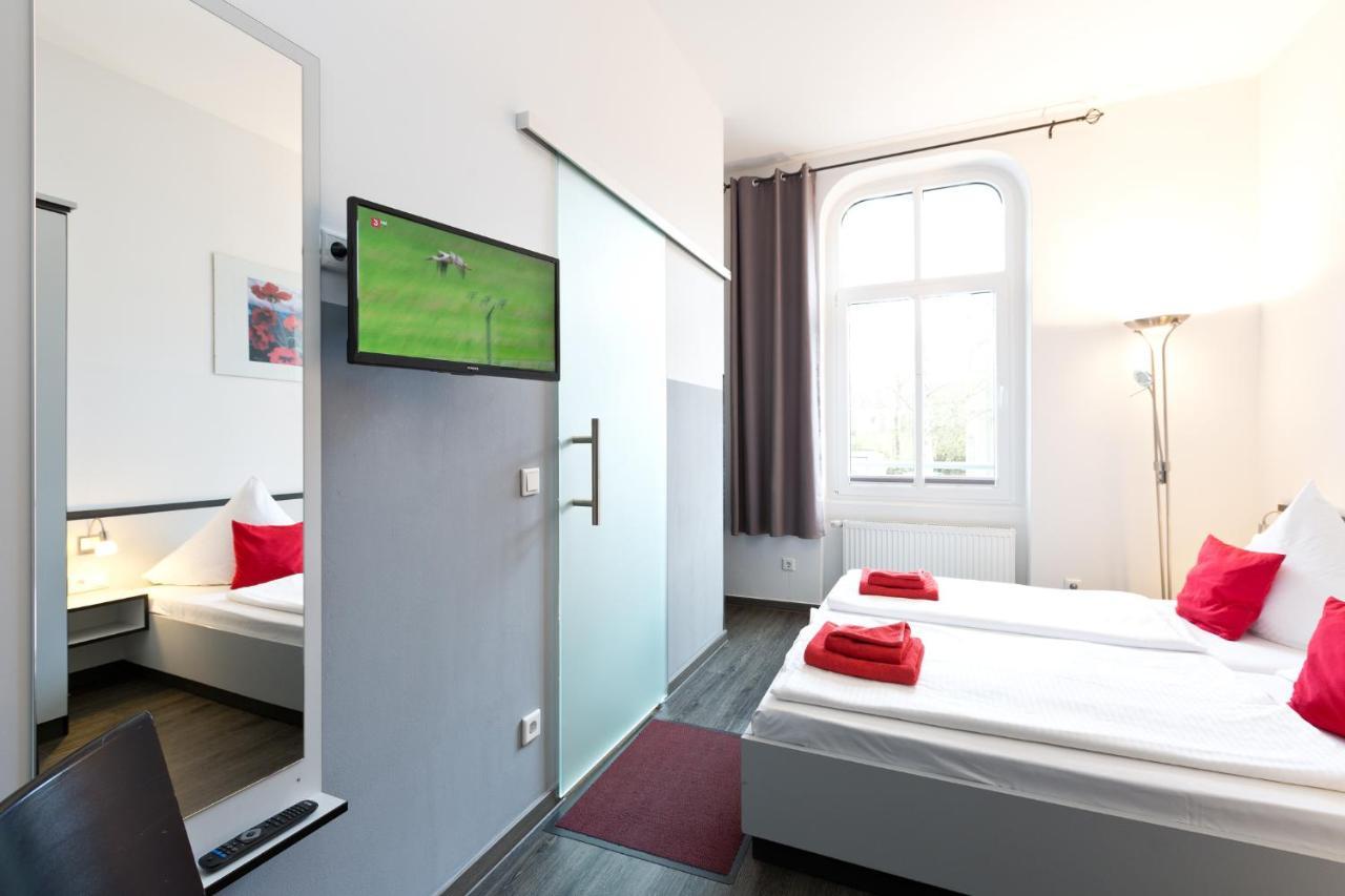 Hotel Zwischen Den Seen Waren  Exteriér fotografie