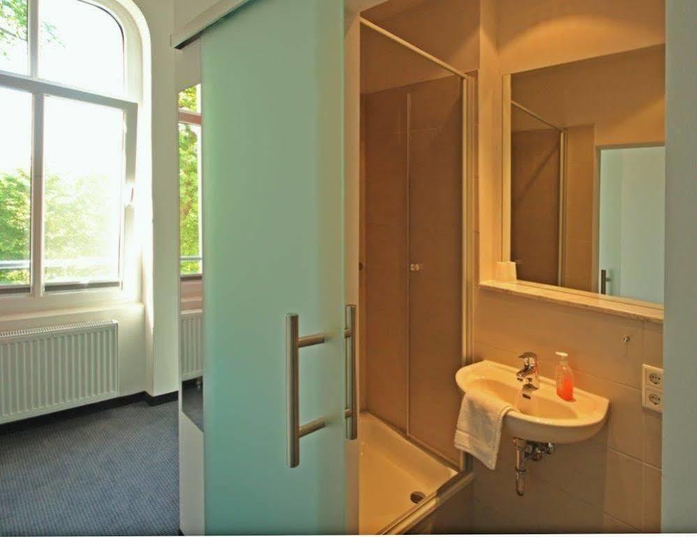 Hotel Zwischen Den Seen Waren  Exteriér fotografie